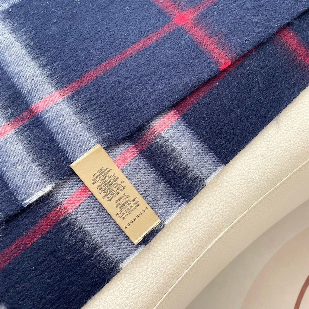 BURBERRY CHECK SCARF 180 CM IN INDIGO BLUE MIX WHITE CASHMERE 405480