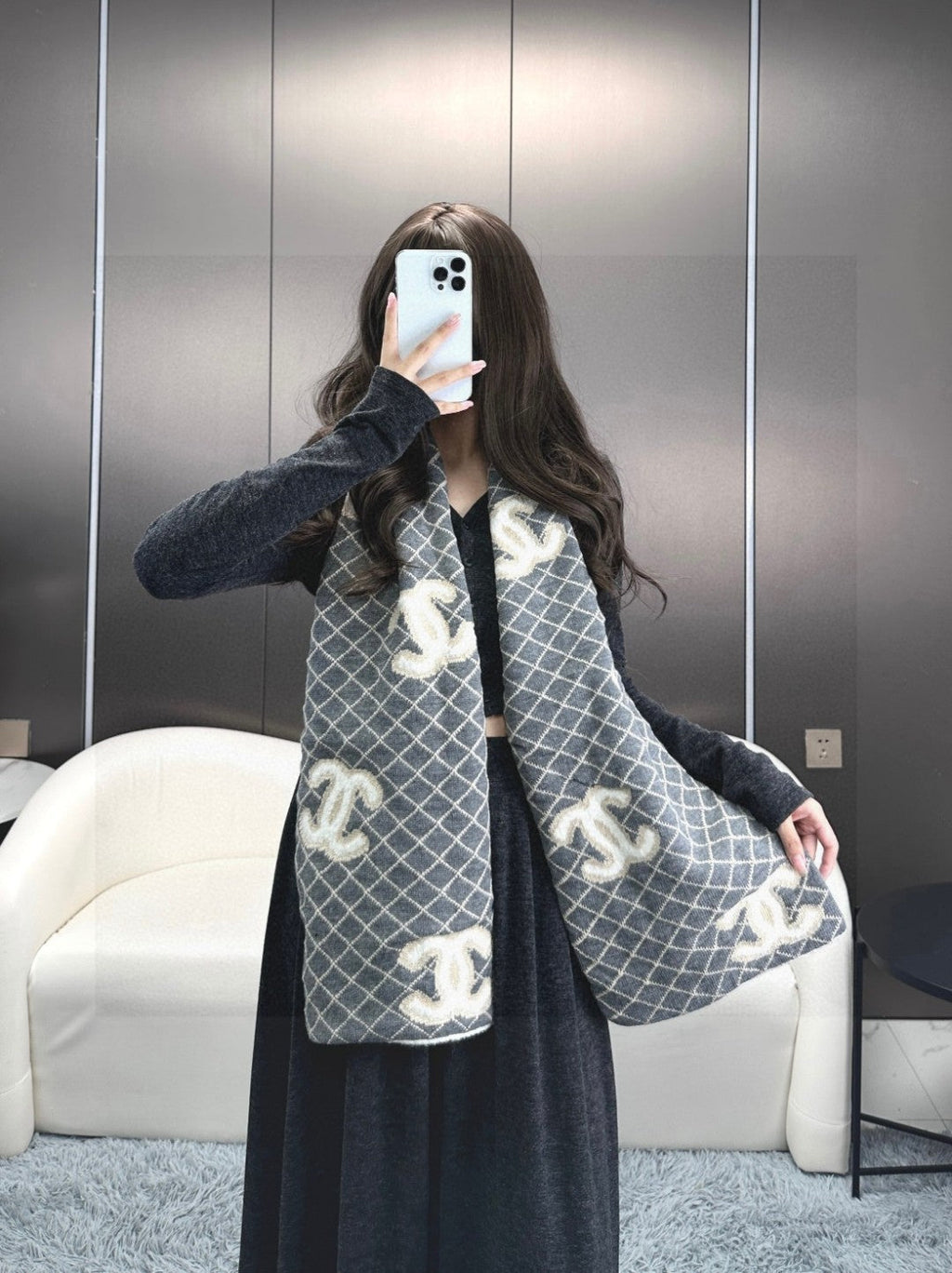 CHANEL 25S SCARF 185 IN CASHMERE 721524